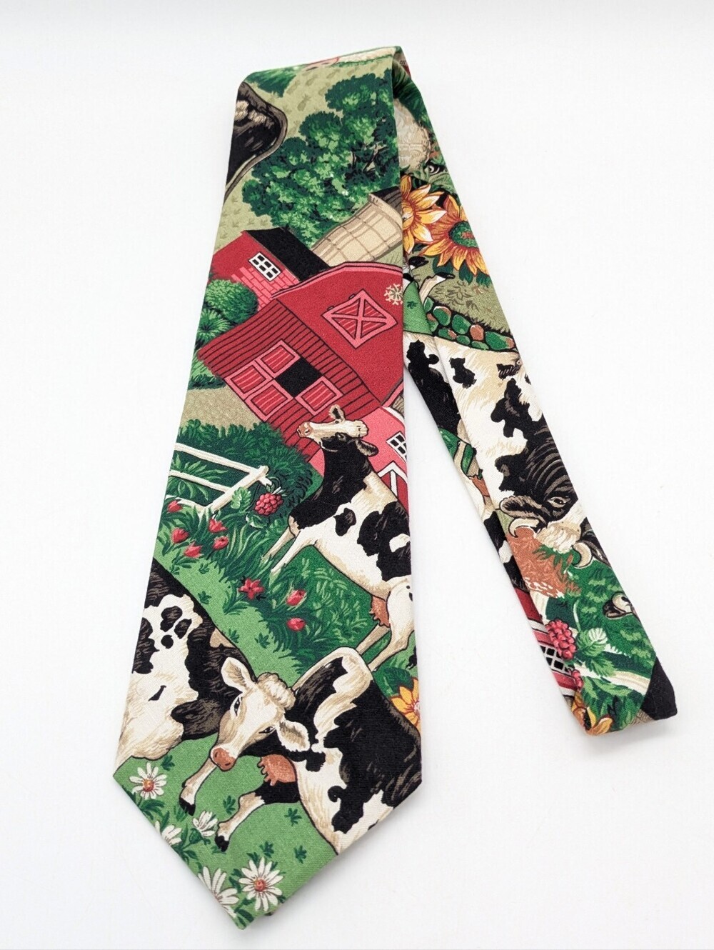 Vintage Nellie Necktie Green Red Farm Cow Country Cotton Mens Tie